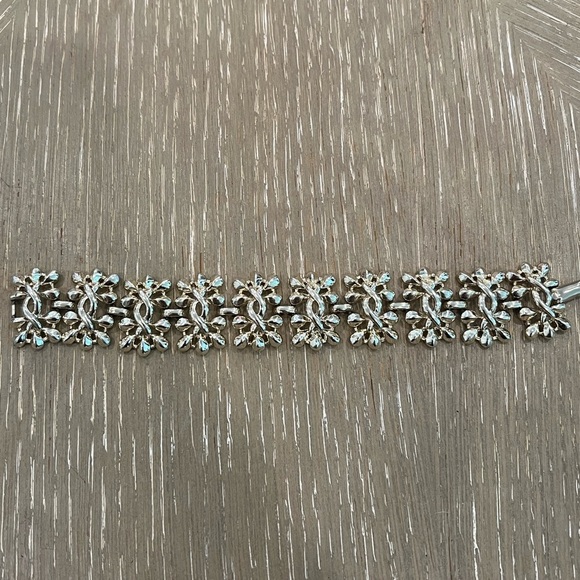Coro Jewelry - Vintage Coro bracelet gold tone